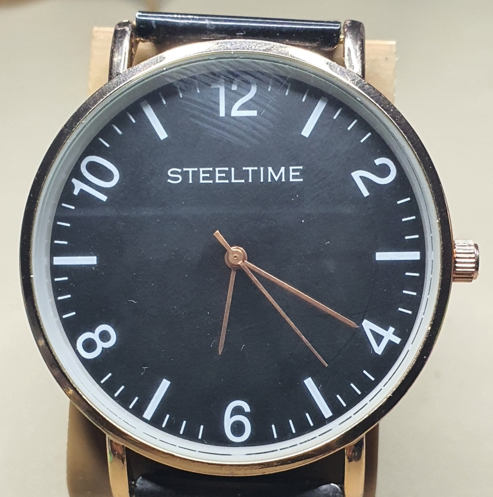 Steeltime Goldtone/Black Stainless Steel Mesh Men's Watch